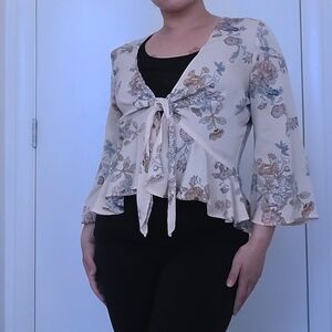 Melrose + Market: Floral Cream Tie-Front Women's Top